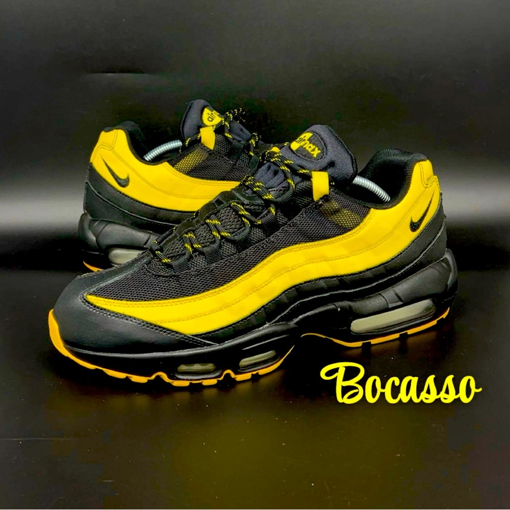 Nike Air Max 95
Frequency Pack